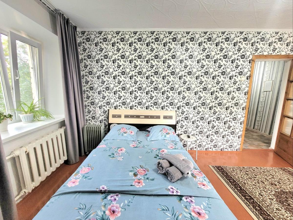 1 комн. на назарбаева 72 Apartment