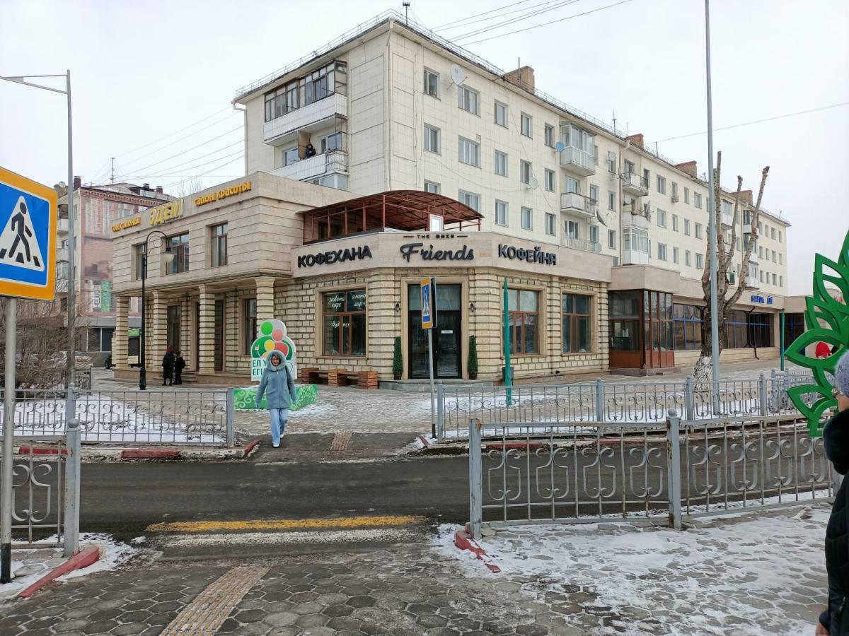 Apartment 1 комн. на назарбаева 72 *